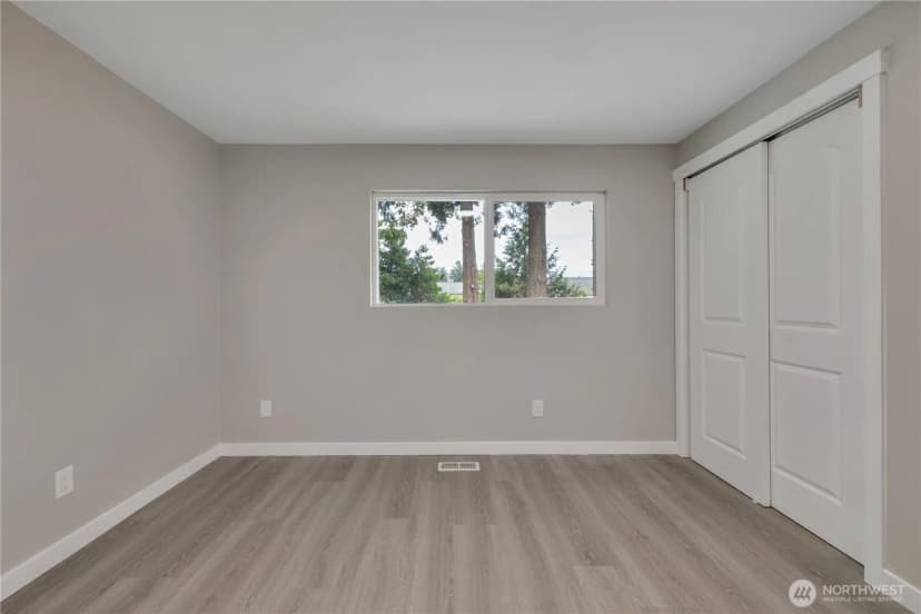 Property photo for 10223 Se 213th Place, Kent photo 32