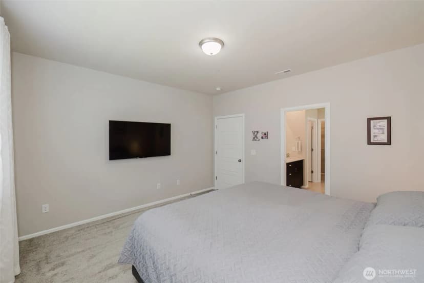 Property photo for 909 Timberline Avenue, Bremerton photo 28