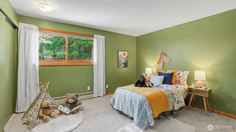 Property photo for 18744 Kenlake Place Ne, Kenmore photo 20