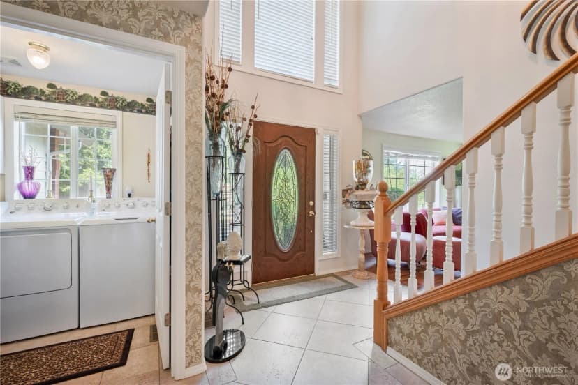 Property photo for 215 W St James Place, Longview photo 6