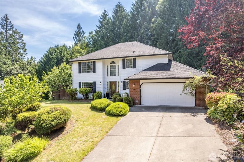 Property photo for 215 W St James Place, Longview