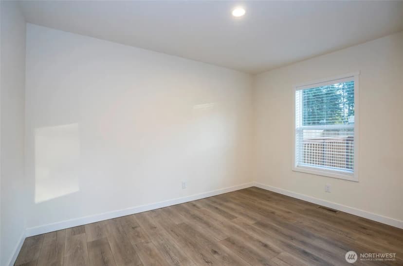Property photo for 9116 219th Street Ct E, Graham photo 18