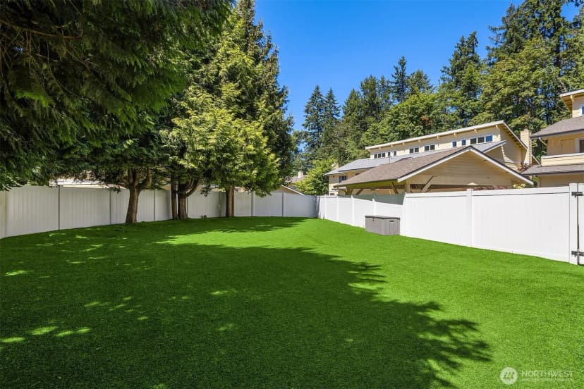 Property photo for 14650 Ne 50th Place #h8, Bellevue photo 32