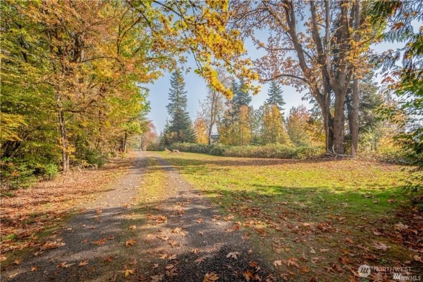 Property photo for 243 Limmer Road, Winlock photo 2