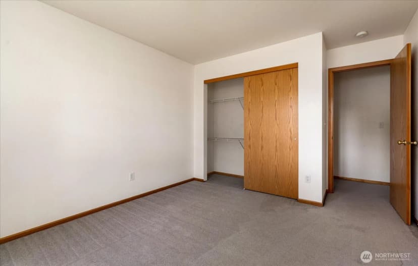 Property photo for 685 Sw 1st Avenue, Oak Harbor photo 26