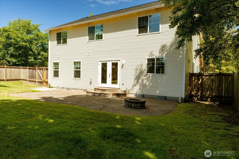 Property photo for 685 Sw 1st Avenue, Oak Harbor photo 36