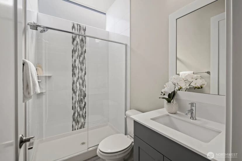Property photo for 17269 Ne 121st Place, Redmond photo 18