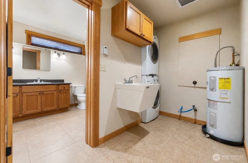 Property photo for 308 Washington Street, Winthrop photo 32