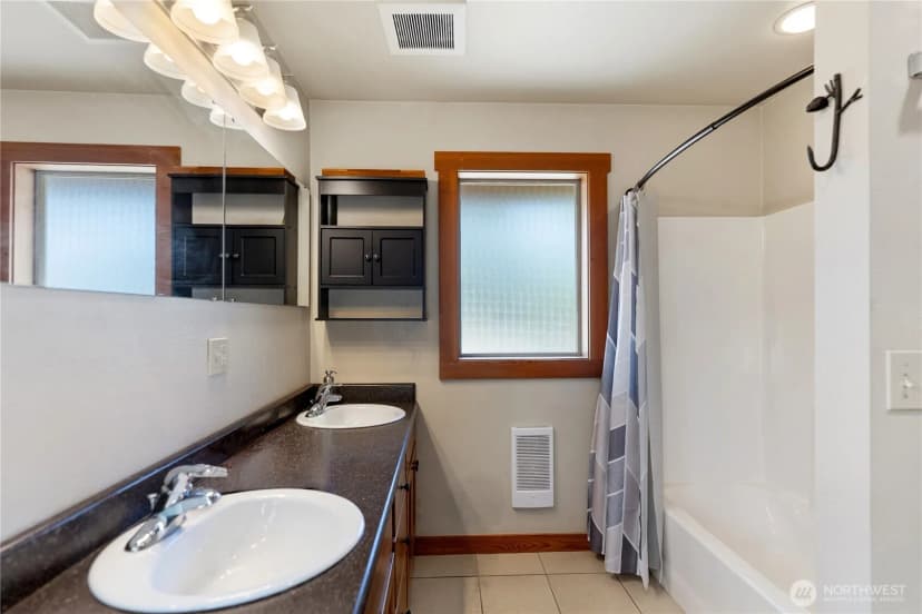 Property photo for 308 Washington Street, Winthrop photo 18