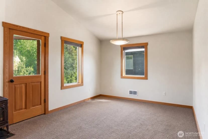 Property photo for 308 Washington Street, Winthrop photo 4