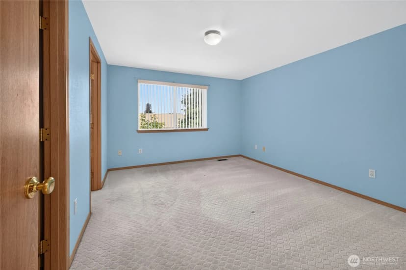 Property photo for 10124 Se 242nd Place, Kent photo 17