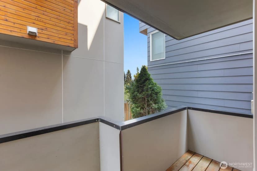 Property photo for 1536 Sturgus Avenue S, Seattle photo 28