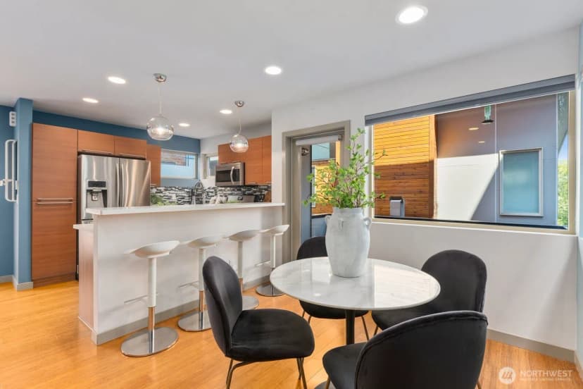 Property photo for 1536 Sturgus Avenue S, Seattle photo 10