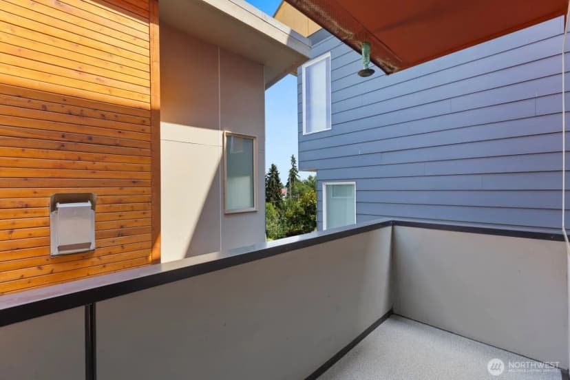 Property photo for 1536 Sturgus Avenue S, Seattle photo 12