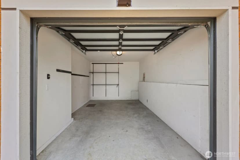 Property photo for 1536 Sturgus Avenue S, Seattle photo 3