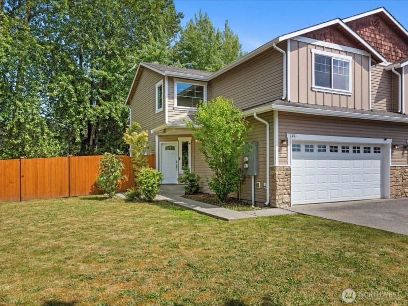 Property photo for 1991 125th Avenue Ne, Lake Stevens