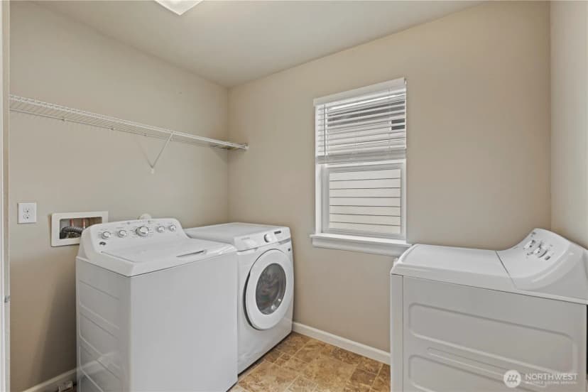 Property photo for 18227 3rd Drive Se, Bothell photo 33