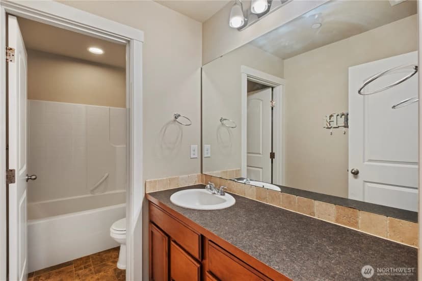 Property photo for 18227 3rd Drive Se, Bothell photo 32