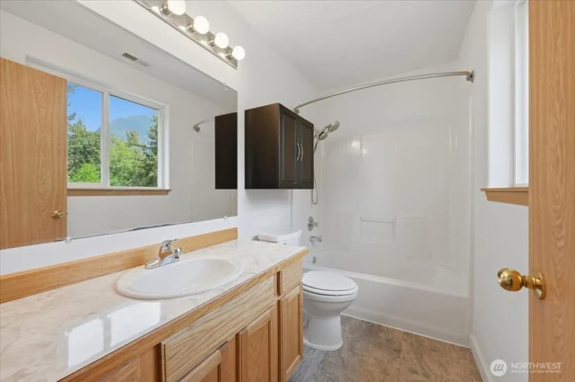 Property photo for 18313 437th Drive Se, Gold Bar photo 17