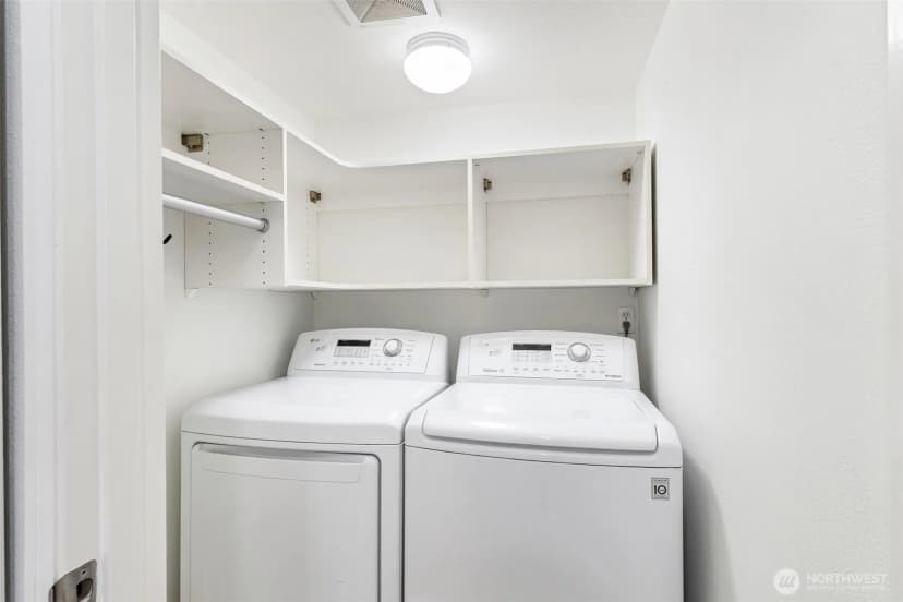 Property photo for 215 20th Avenue E #201, Seattle photo 29