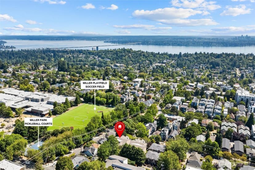 Property photo for 215 20th Avenue E #201, Seattle photo 33