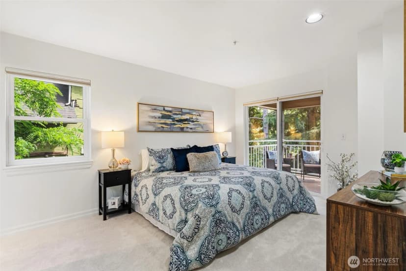 Property photo for 215 20th Avenue E #201, Seattle photo 15