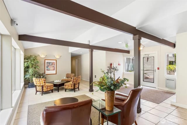 Property photo for 215 20th Avenue E #201, Seattle photo 5
