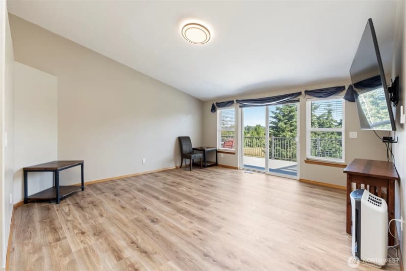 Property photo for 154 Budgett Lane, Chehalis photo 8
