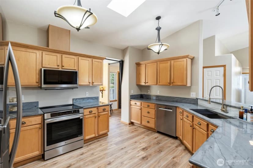 Property photo for 154 Budgett Lane, Chehalis photo 11