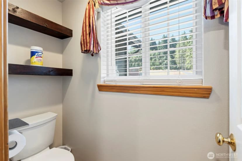 Property photo for 154 Budgett Lane, Chehalis photo 25