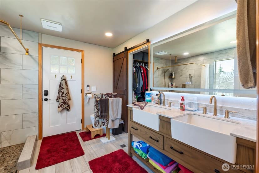 Property photo for 154 Budgett Lane, Chehalis photo 18