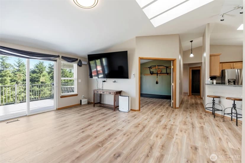 Property photo for 154 Budgett Lane, Chehalis photo 9