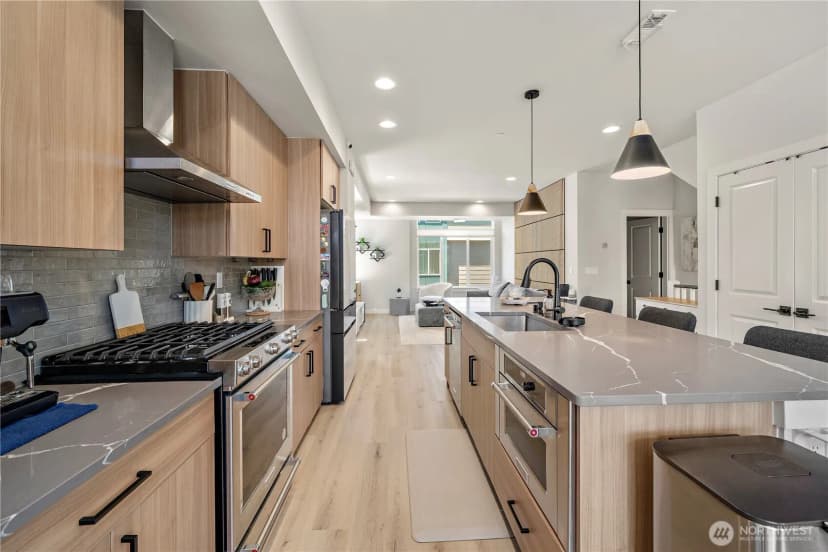 Property photo for 17002 13th Avenue W #a6, Lynnwood photo 4