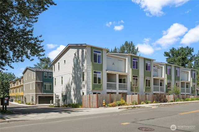 Property photo for 17002 13th Avenue W #a6, Lynnwood photo 2