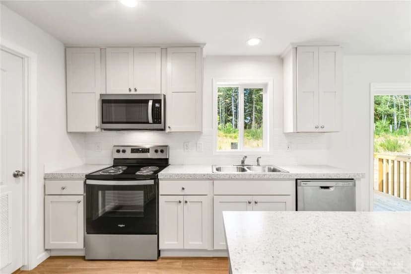 Property photo for 16917 88th St Sw, Longbranch photo 7
