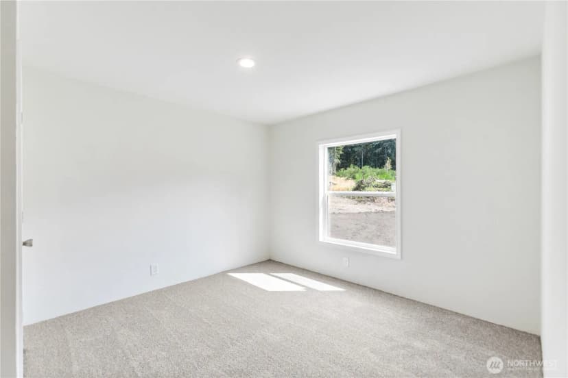 Property photo for 16917 88th St Sw, Longbranch photo 25