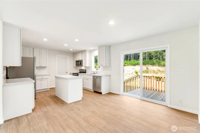 Property photo for 16917 88th St Sw, Longbranch photo 10