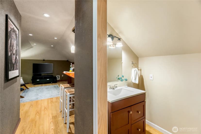 Property photo for 16104 Bay Ridge Drive Nw, Poulsbo photo 26