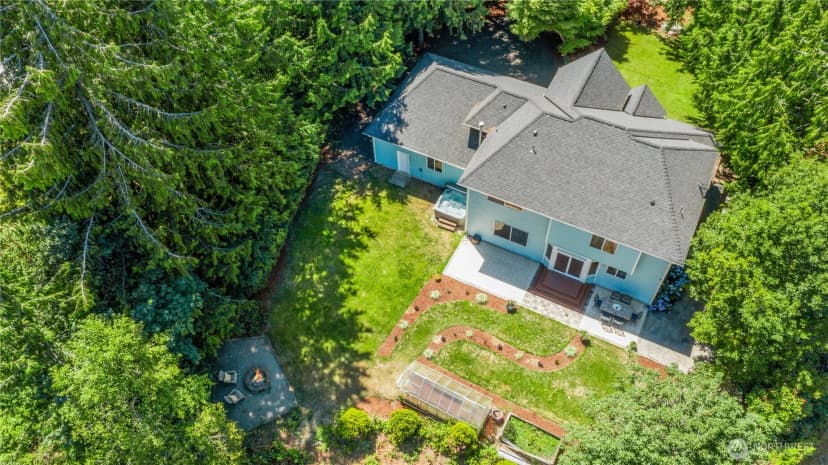 Property photo for 16104 Bay Ridge Drive Nw, Poulsbo photo 35