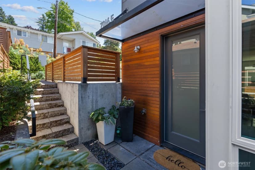 Property photo for 7016 California Avenue Sw #e, Seattle photo 31