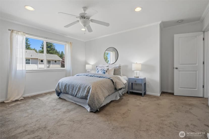 Property photo for 1601 Ne Sarai Court, Bremerton photo 14