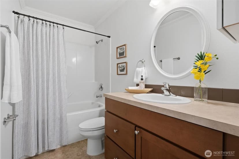 Property photo for 1601 Ne Sarai Court, Bremerton photo 21