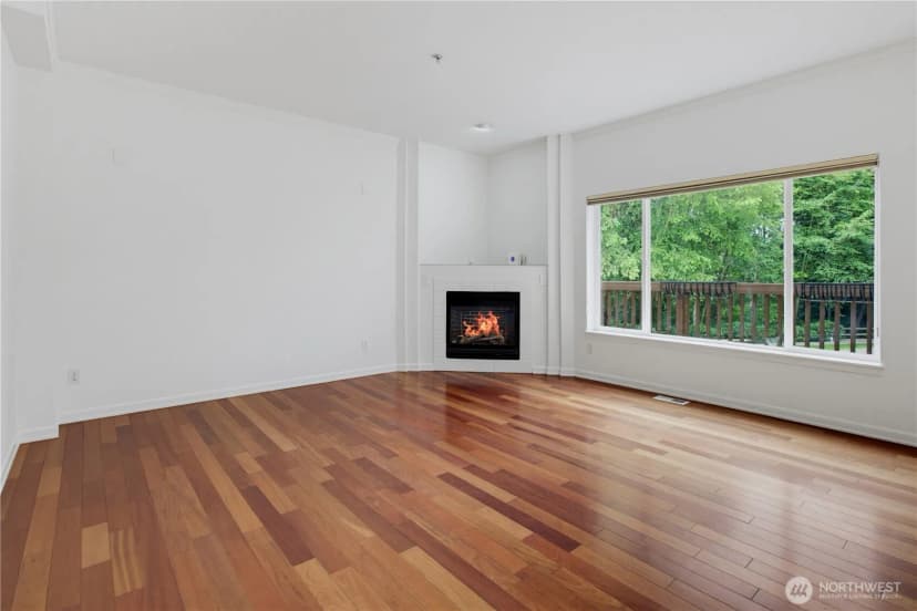 Property photo for 9729 26th Avenue Sw #404, Seattle photo 6