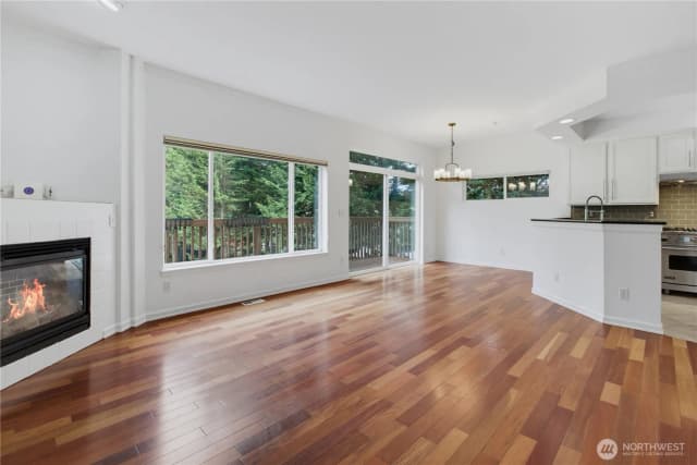 Property photo for 9729 26th Avenue Sw #404, Seattle photo 4