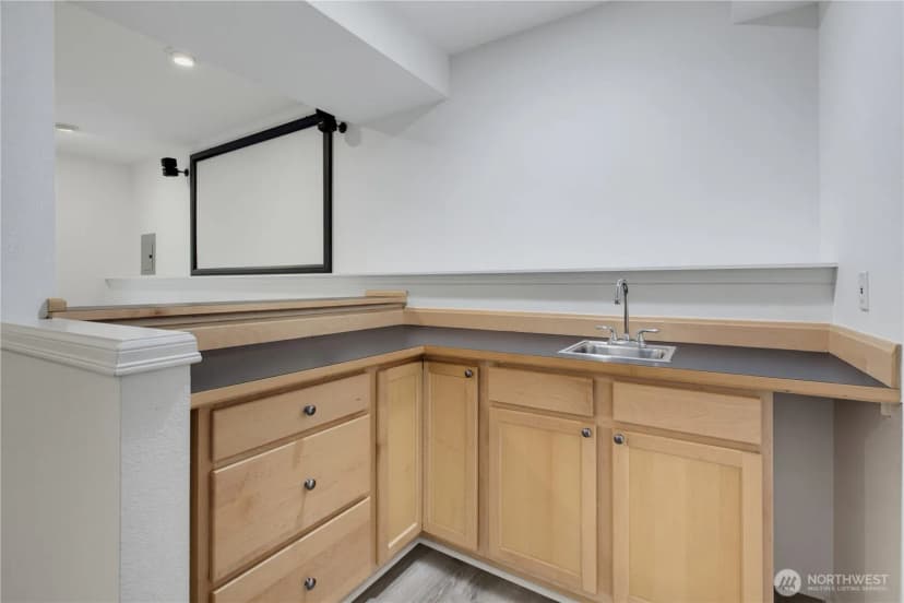 Property photo for 9729 26th Avenue Sw #404, Seattle photo 28