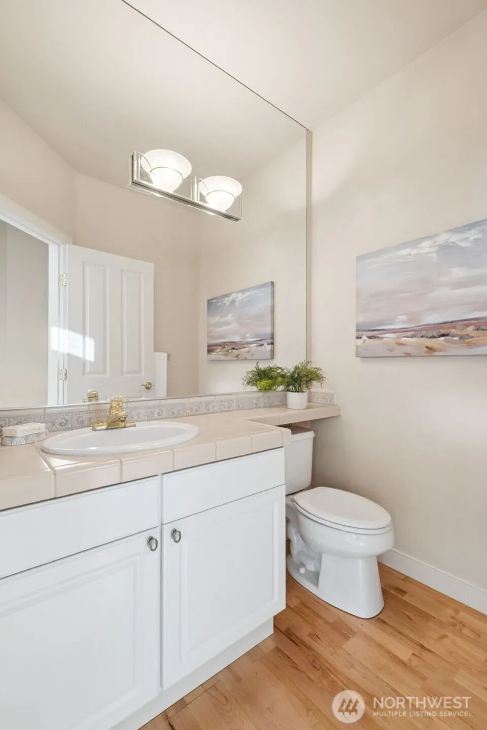 Property photo for 120 Newport Way Nw #16, Issaquah photo 14
