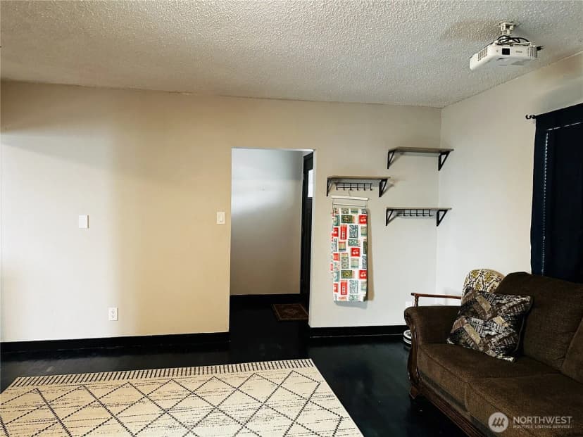 Property photo for 26 Ginkg Street N, Soap Lake photo 10