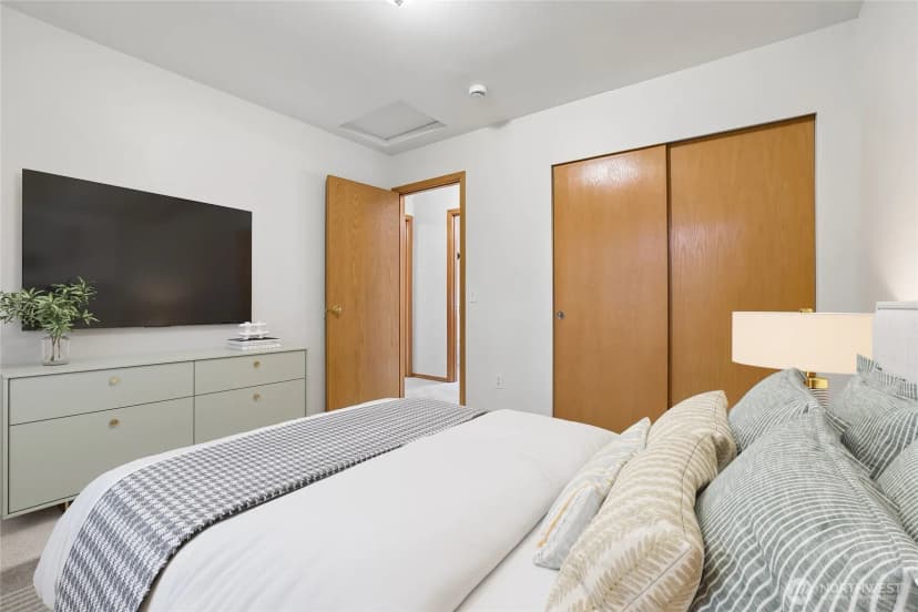 Property photo for 317 Ne 91st Street, Seattle photo 22