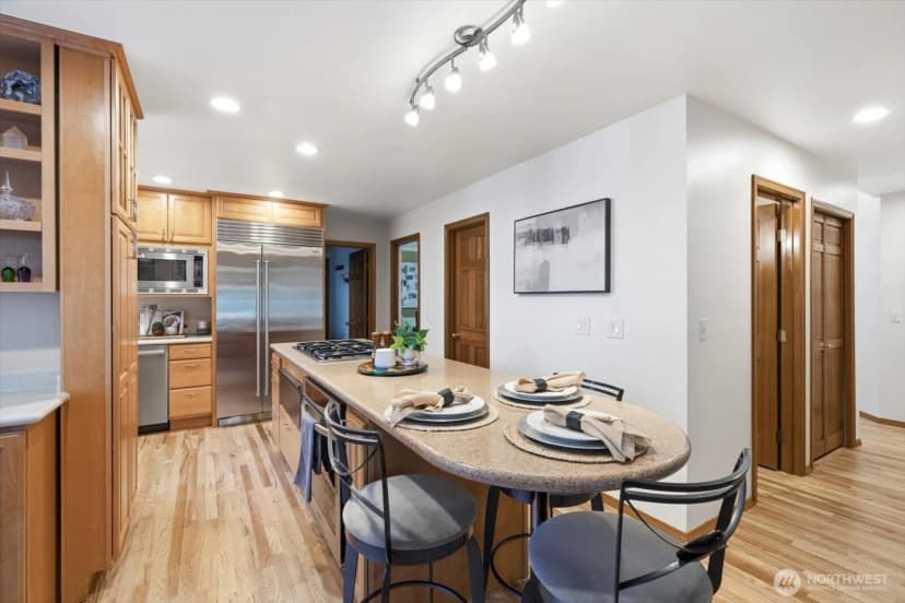 Property photo for 4649 244th Place Se, Sammamish photo 17