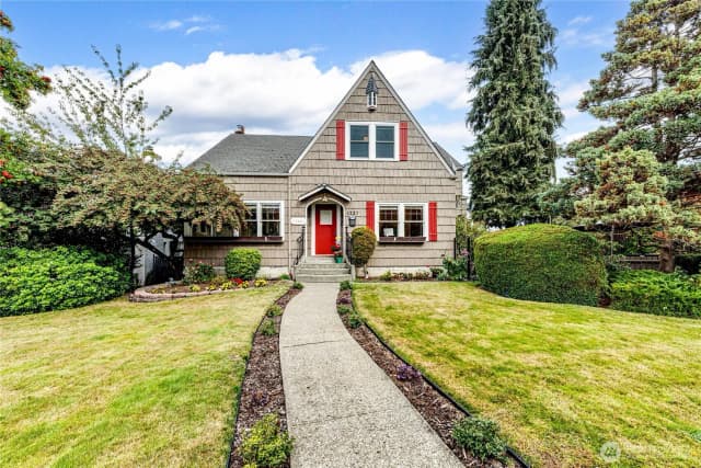 Property photo for 1221 E 2nd Street, Port Angeles